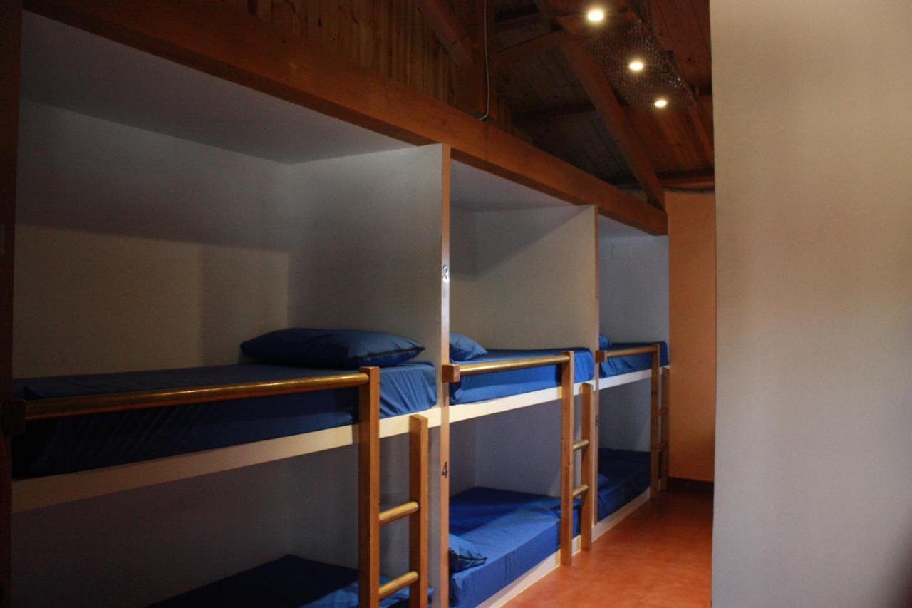 Albergue La Casa Del Camino Valverde de la Virgen Ngoại thất bức ảnh